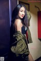 TouTiao 2017-11-16: Model Ru Yi (如意) (21 photos)